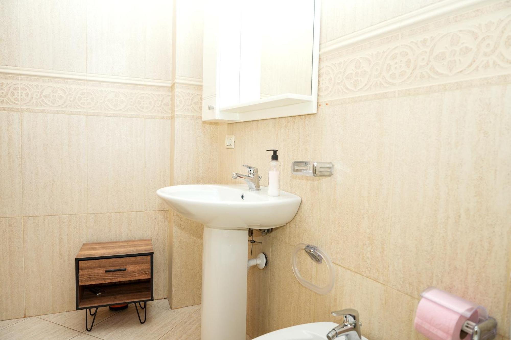 Cozy Apartment In The Heart Of Tirana ! מראה חיצוני תמונה