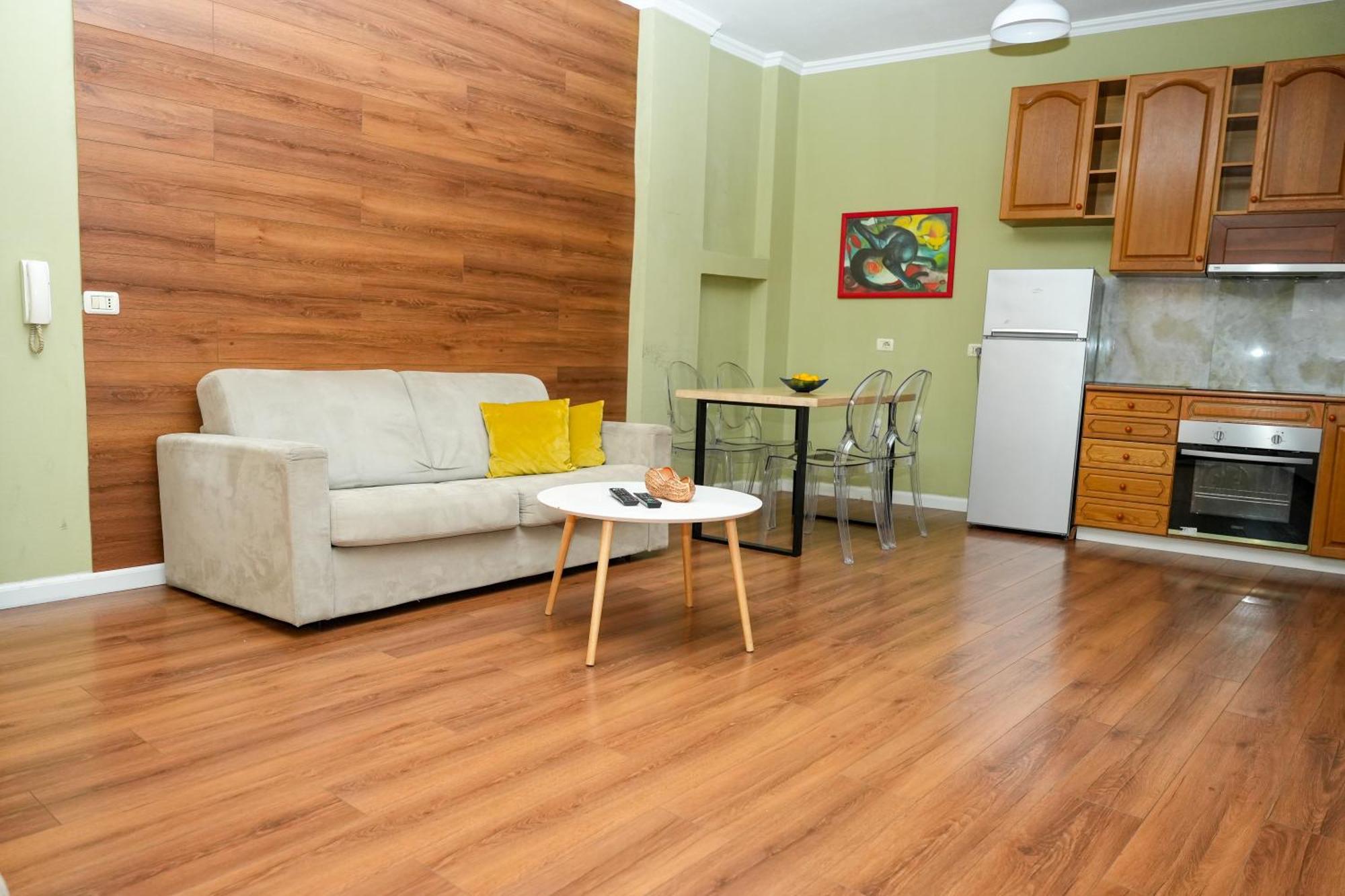 Cozy Apartment In The Heart Of Tirana ! מראה חיצוני תמונה